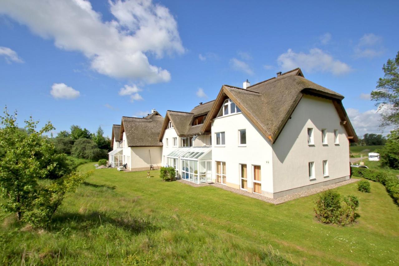 Strandnah Mit Terrasse, Gratis Nutzung Vom Ahoi Erlebnisbad Und Sauna In Sellin - Strandhaus Moenchgut Fewo06 ลอบเบอ ภายนอก รูปภาพ