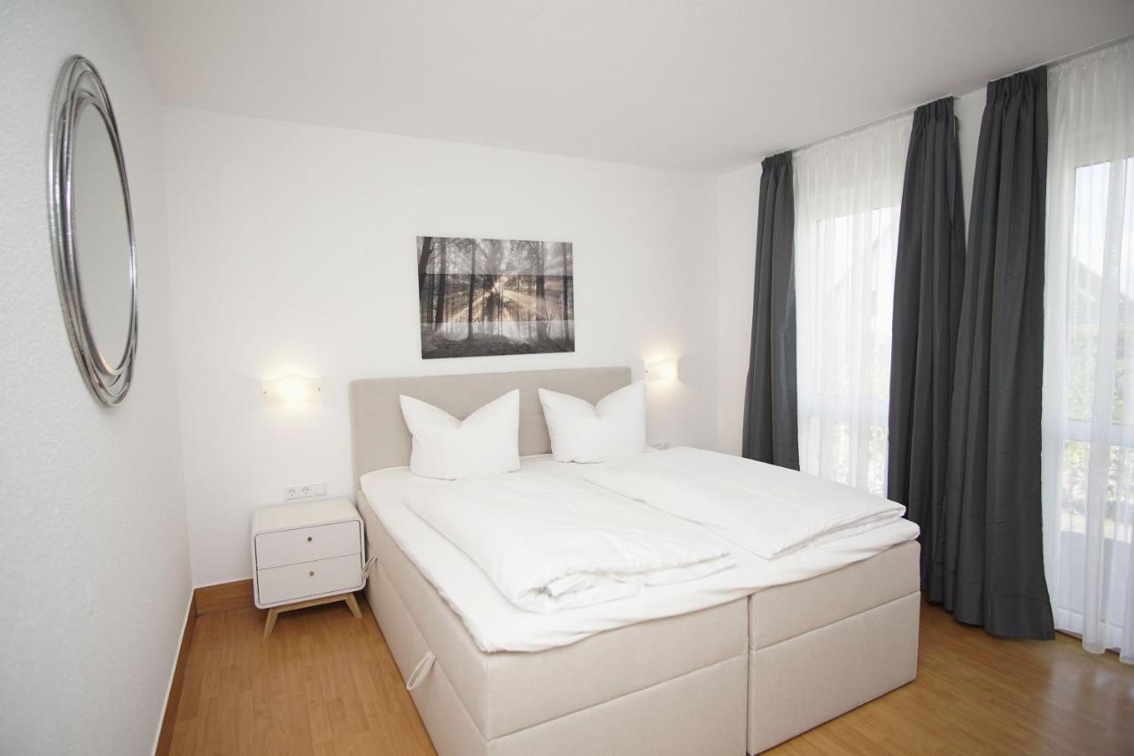 Strandnah Mit Terrasse, Gratis Nutzung Vom Ahoi Erlebnisbad Und Sauna In Sellin - Strandhaus Moenchgut Fewo06 ลอบเบอ ภายนอก รูปภาพ